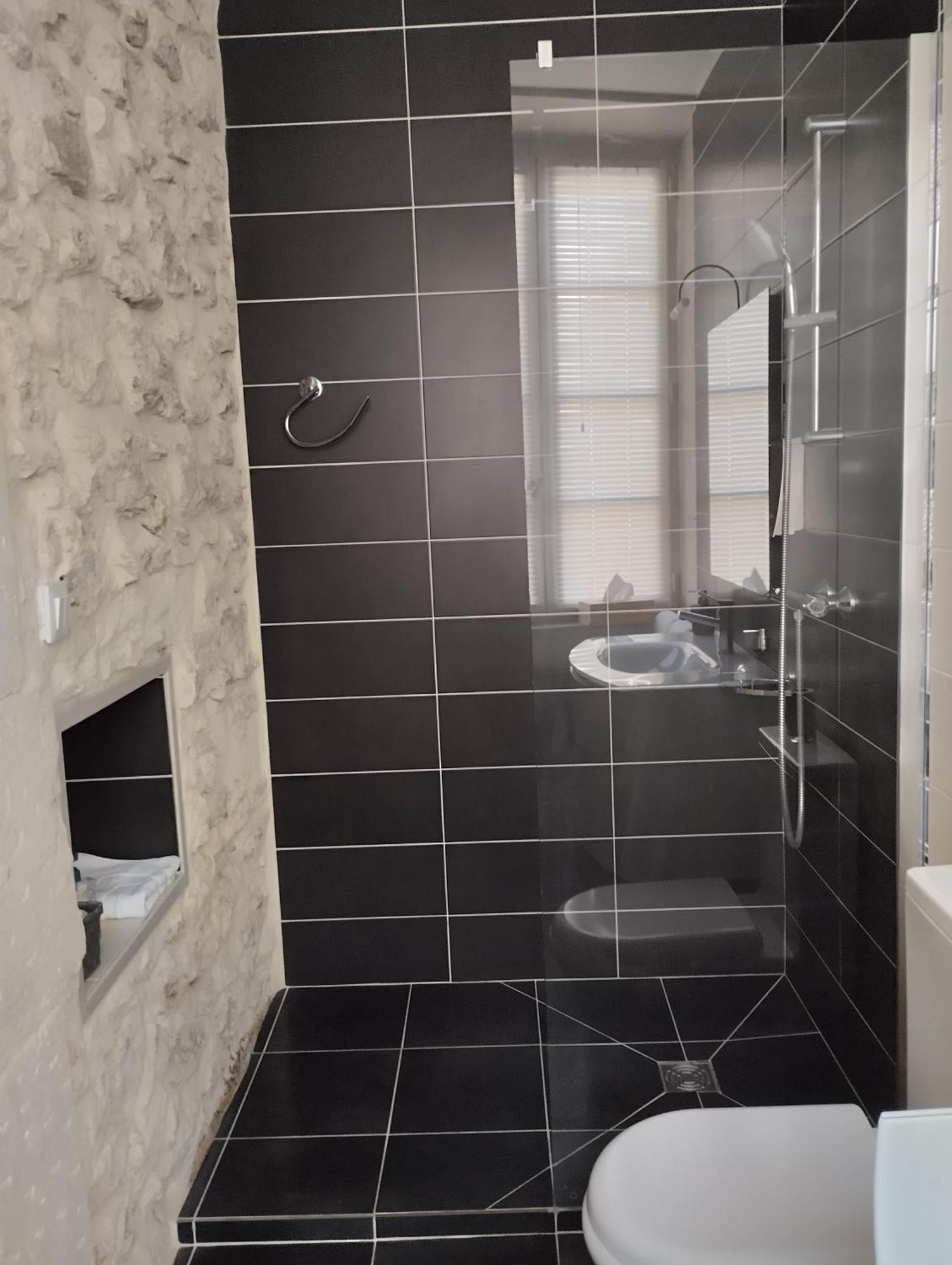 Le Patio Hotel Grignan Luaran gambar