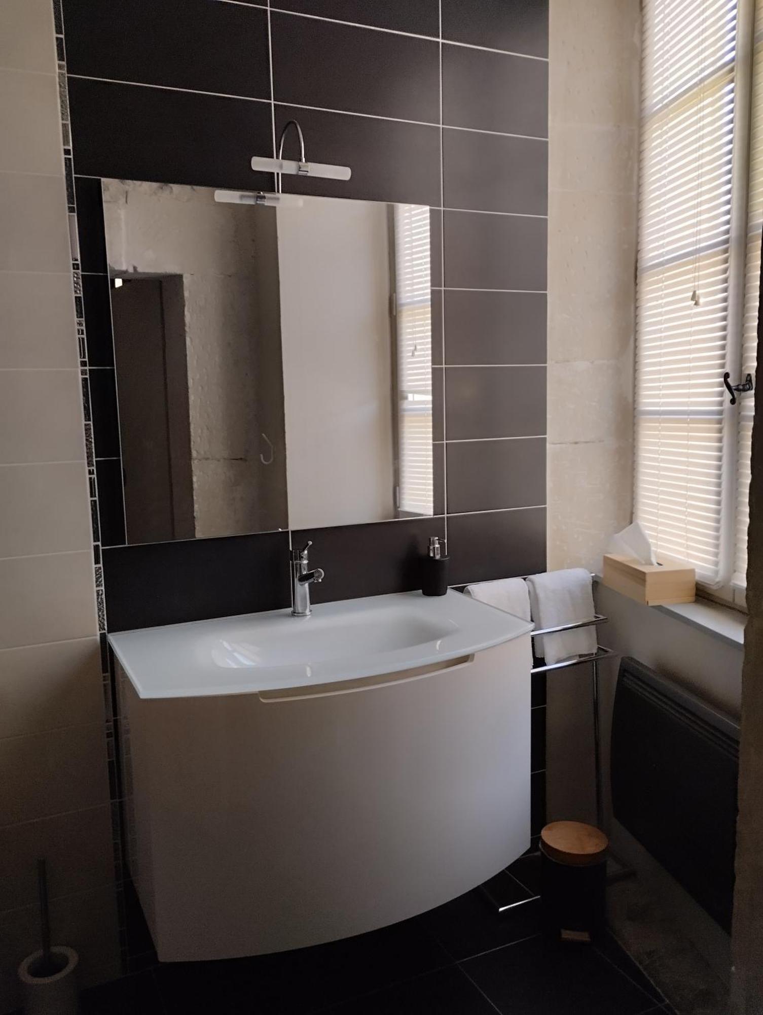 Le Patio Hotel Grignan Luaran gambar
