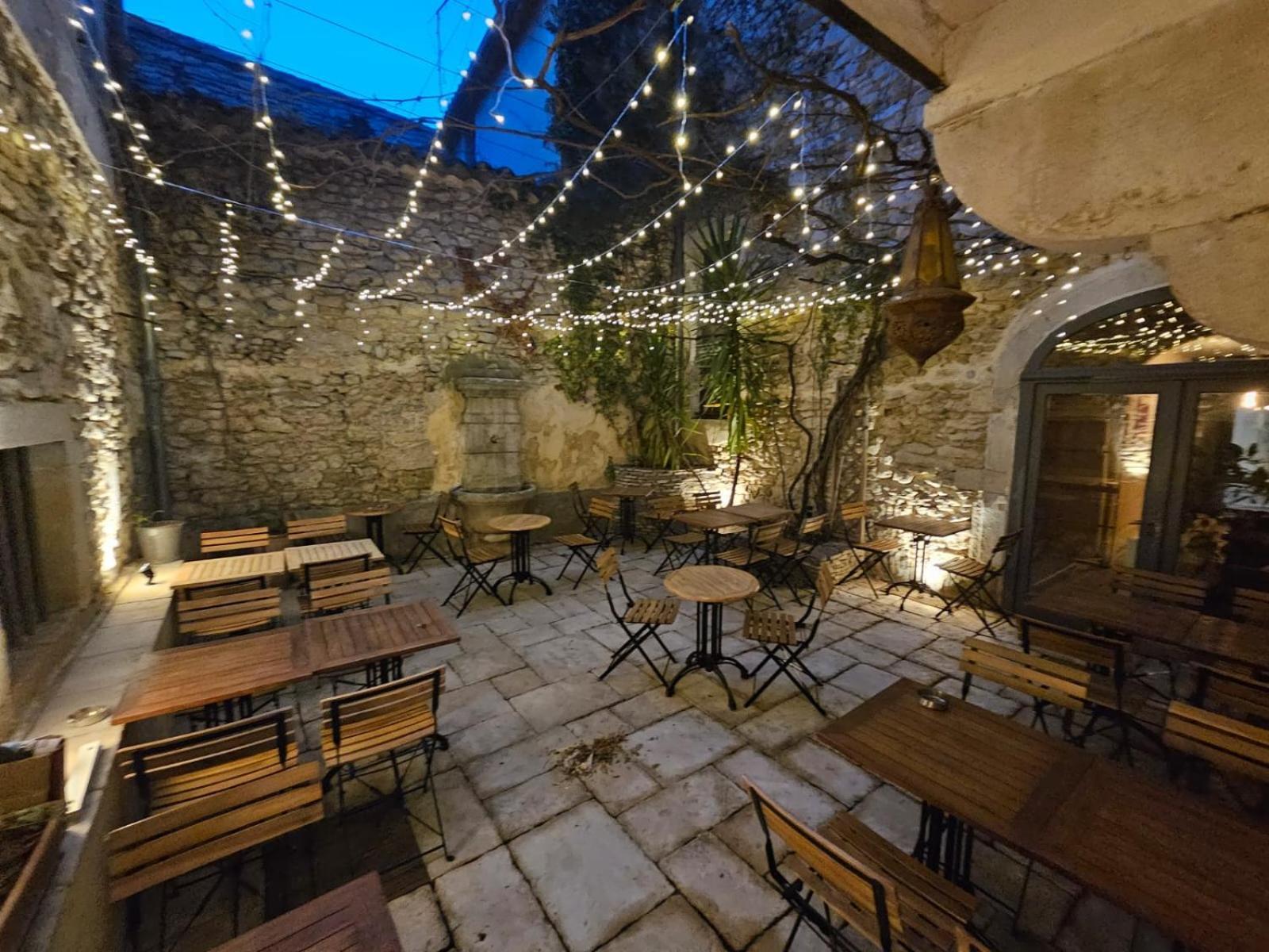 Le Patio Hotel Grignan Luaran gambar